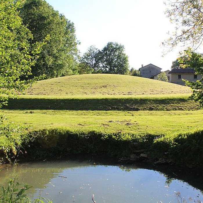 Photo de Habitat du premier âge féodal de Jasseron