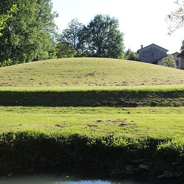 Habitat du premier âge féodal de Jasseron