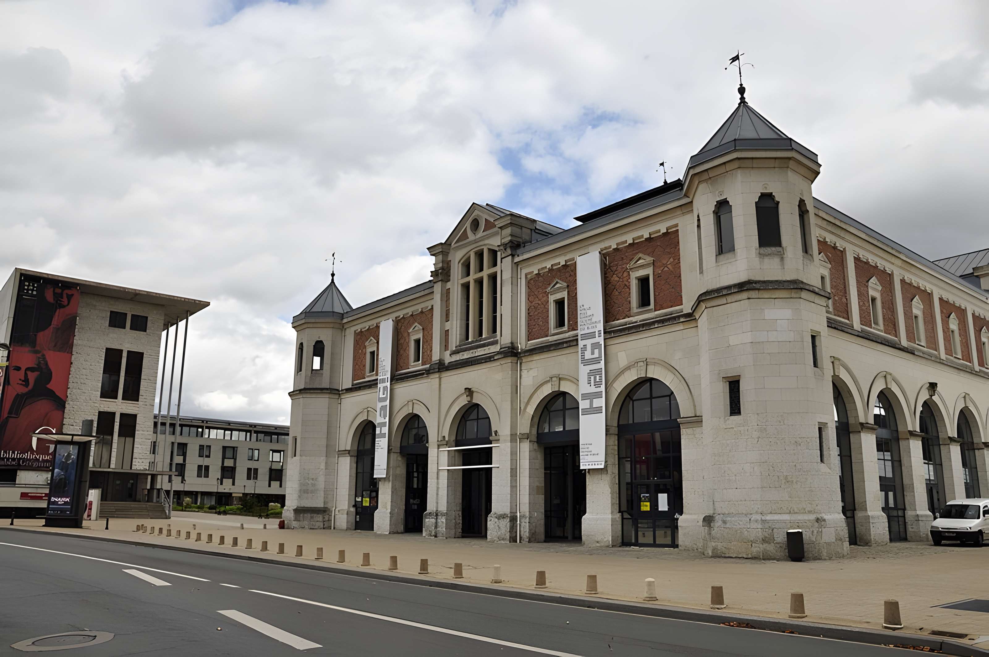 Halle aux grains de Blois