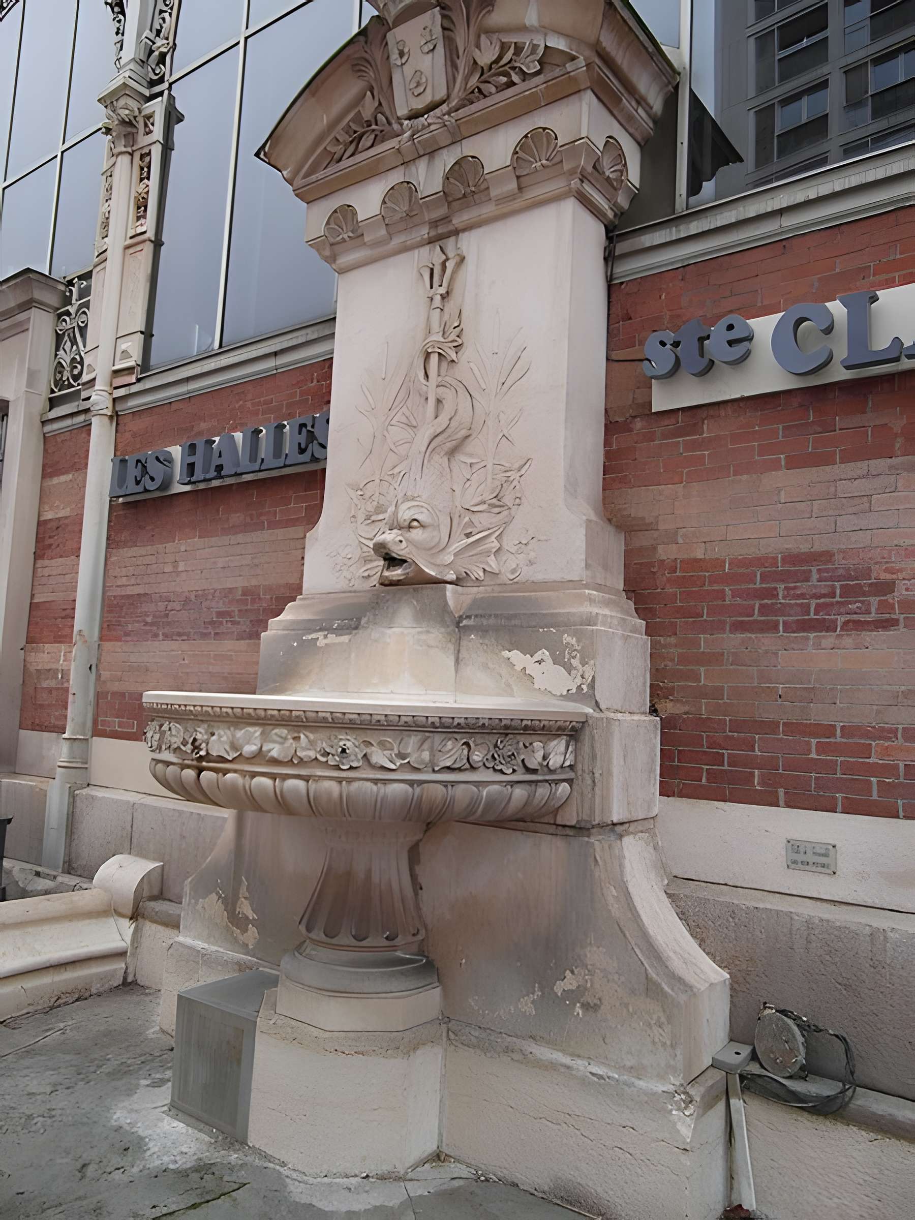 Marché couvert dit Halle Sainte-Claire