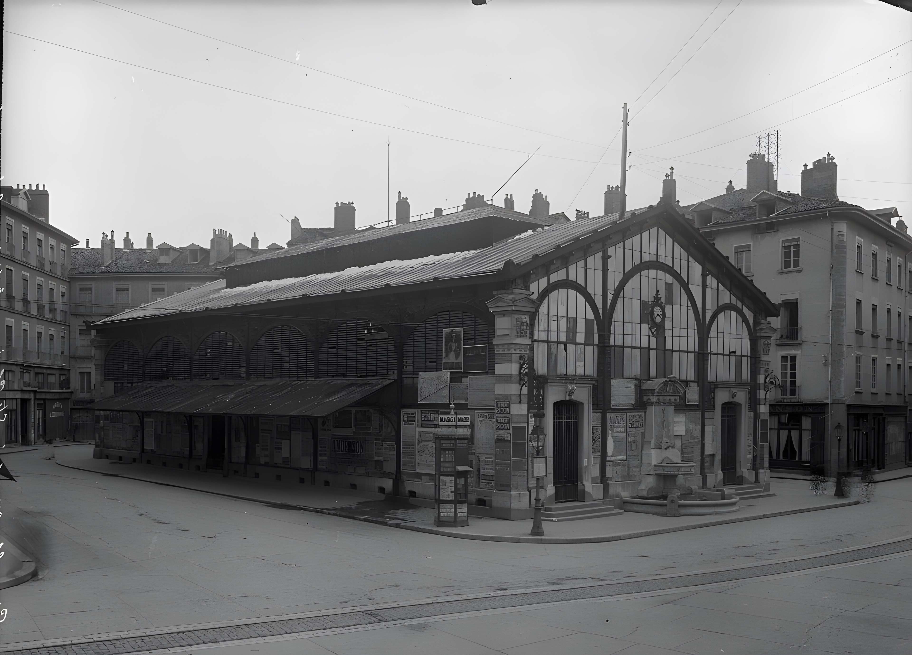 Marché couvert dit Halle Sainte-Claire