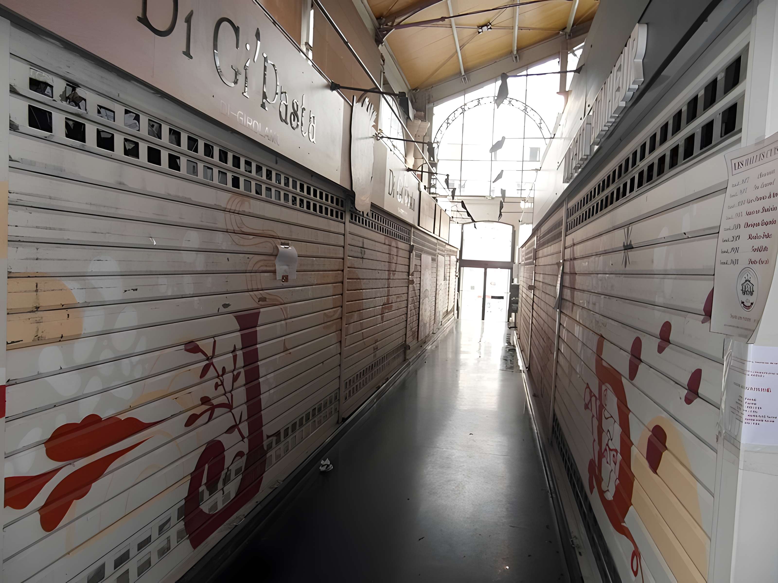 Marché couvert dit Halle Sainte-Claire