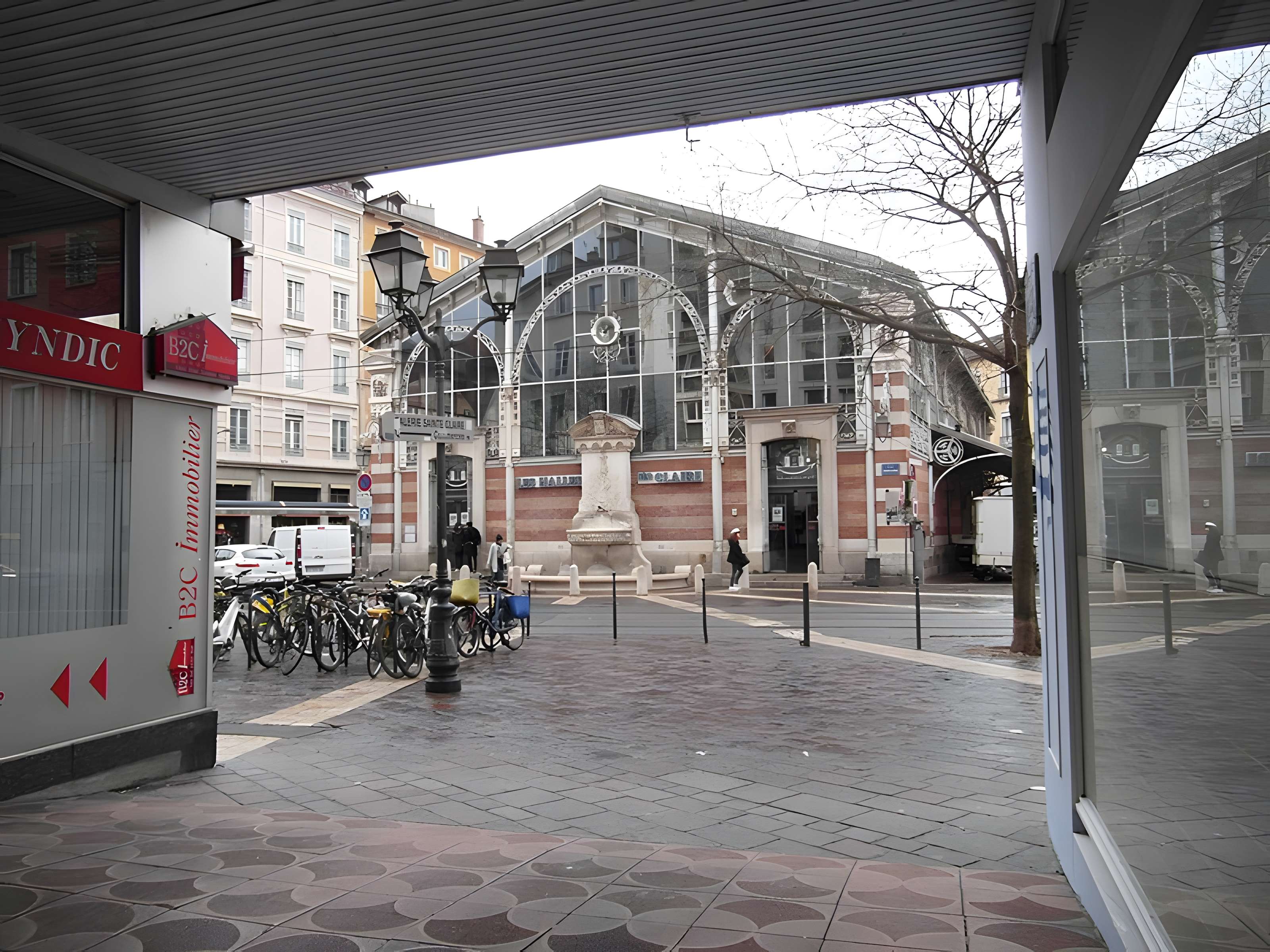 Marché couvert dit Halle Sainte-Claire
