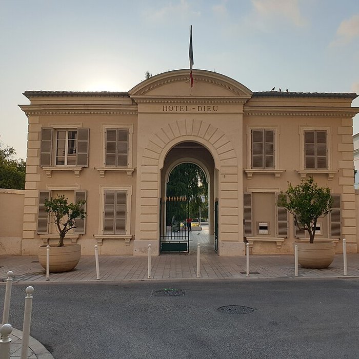 Photo de Hôpital Chalucet et jardin Alexandre-Ier de Toulon
