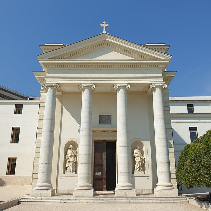Photo de Hôpital Chalucet et jardin Alexandre-Ier de Toulon
