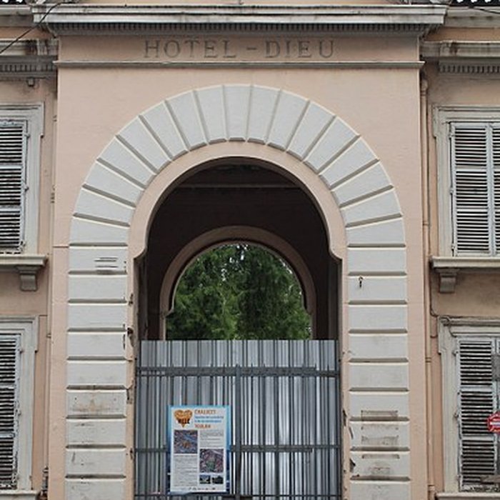 Photo de Hôpital Chalucet et jardin Alexandre-Ier de Toulon