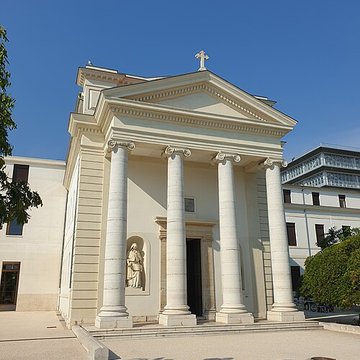 Hôpital Chalucet et jardin Alexandre-Ier de Toulon
