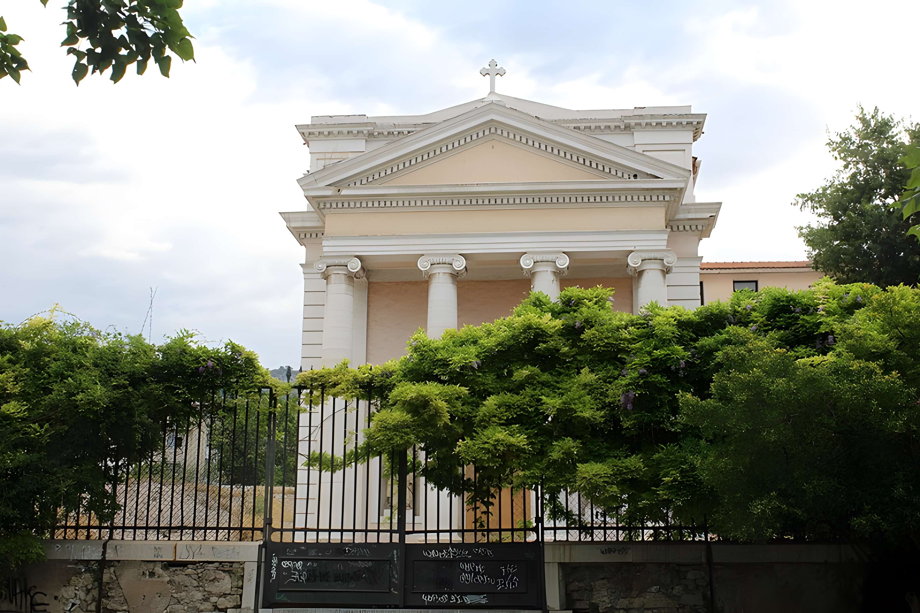 Hôpital Chalucet et jardin Alexandre-Ier de Toulon