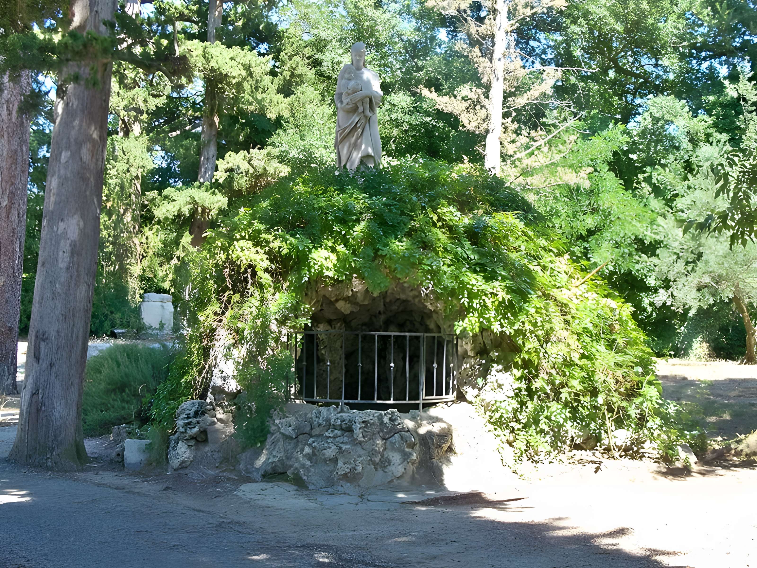 Chapelle Notre-Dame-des-Vignes de Visan
