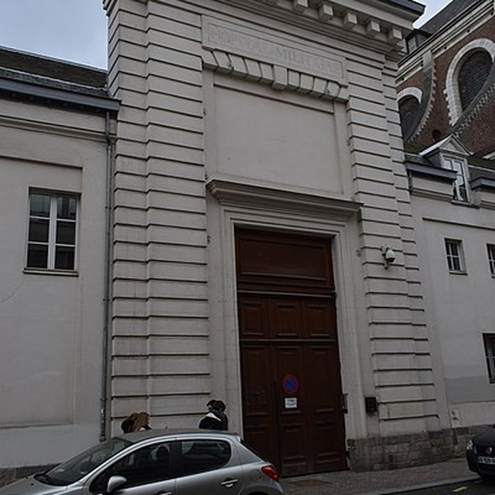 Photo de Hôpital militaire Scrive, ancien collège des Jésuites