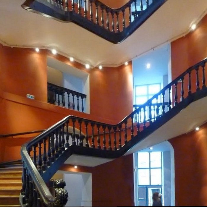 Photo de Hôpital militaire Scrive, ancien collège des Jésuites