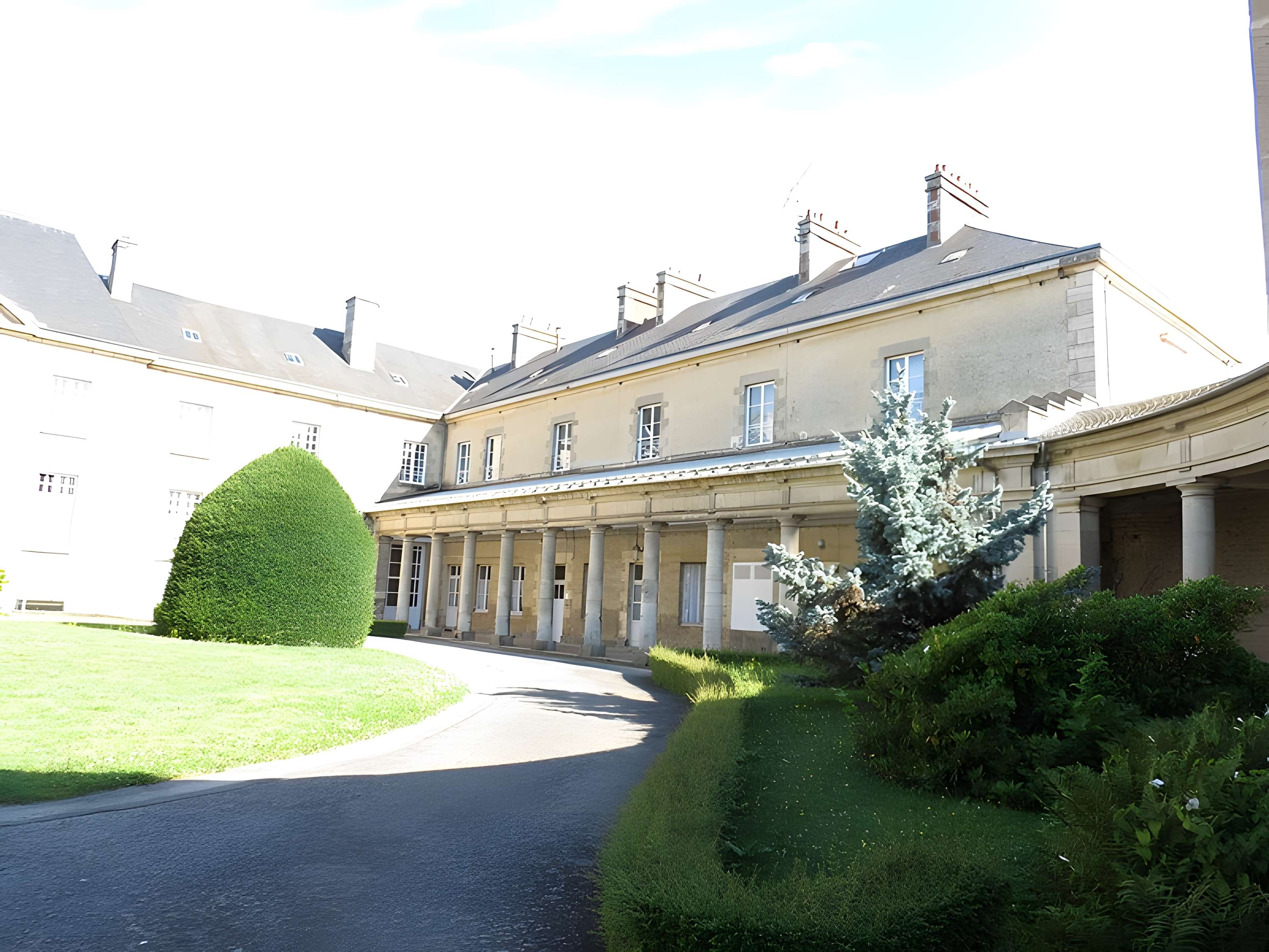 Hôpital psychiatrique d'Alençon
