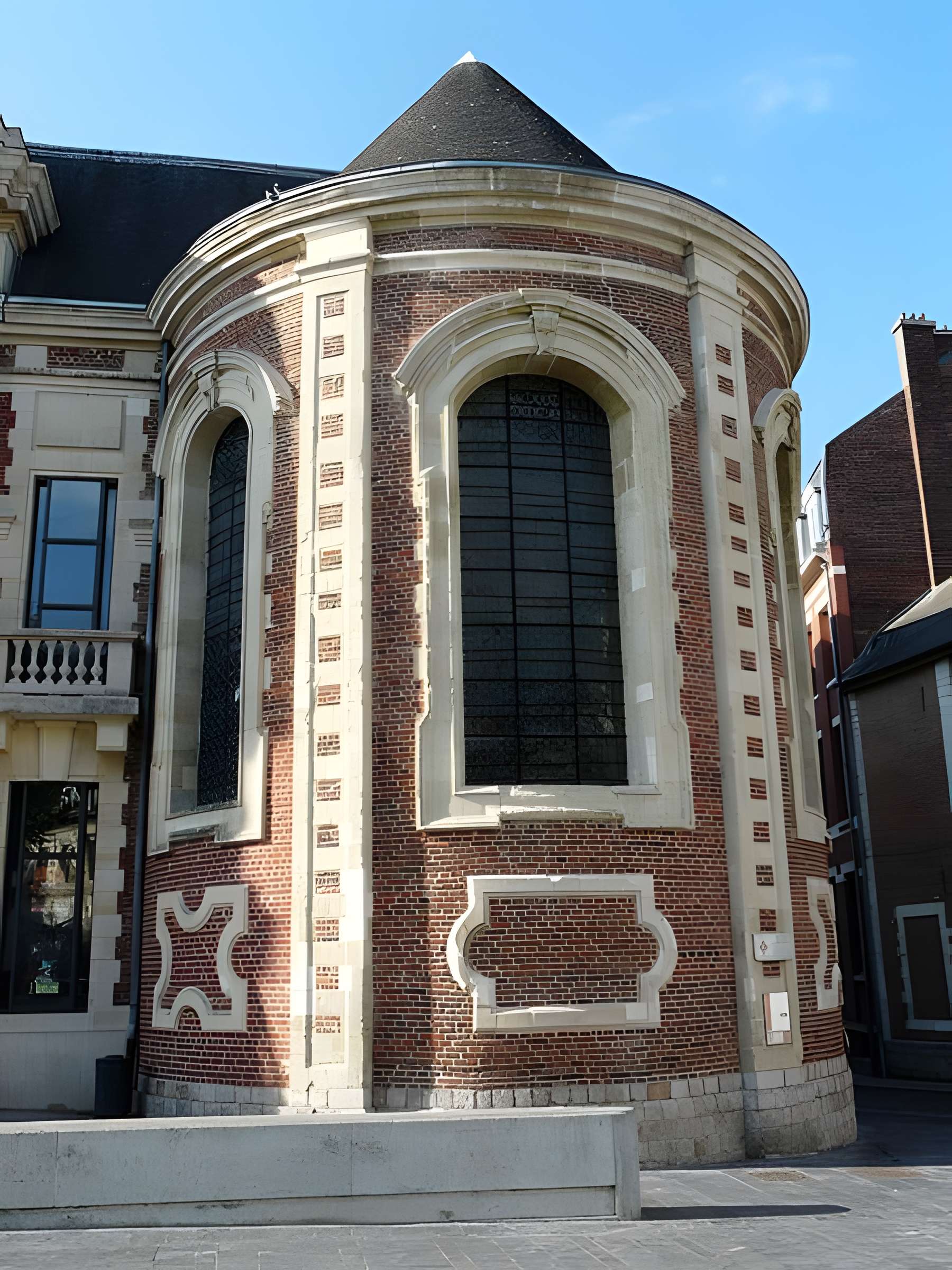 Hopital Saint-Julien de Cambrai 