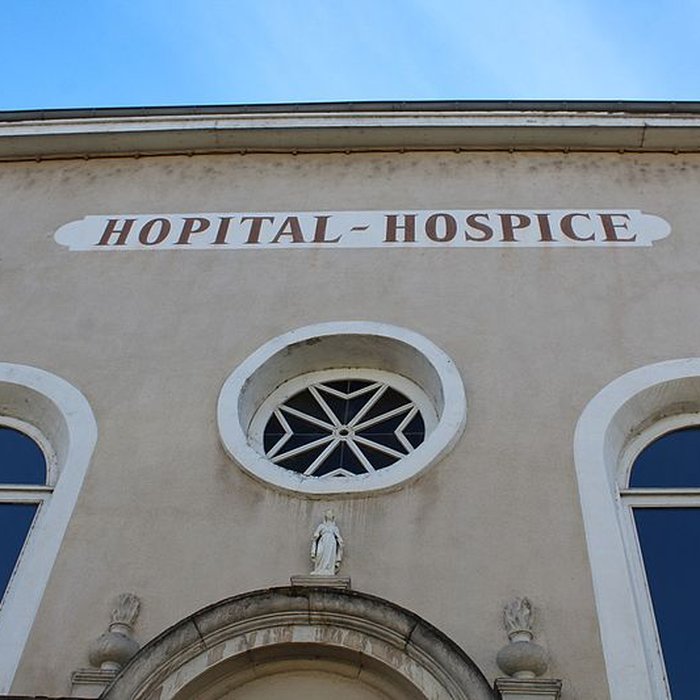 Photo de Hôpital-hospice de Bâgé-le-Châtel