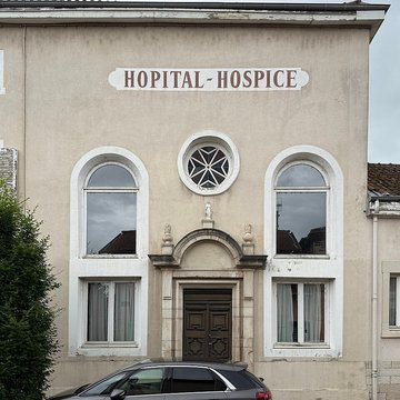 Hôpital-hospice de Bâgé-le-Châtel