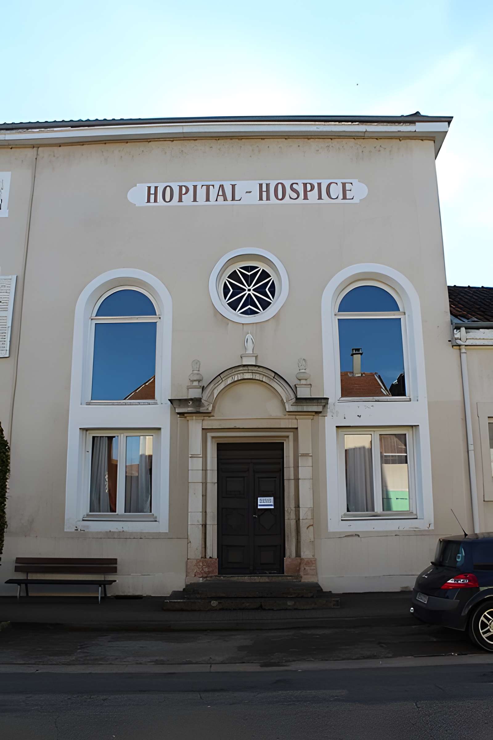Hôpital-hospice de Bâgé-le-Châtel