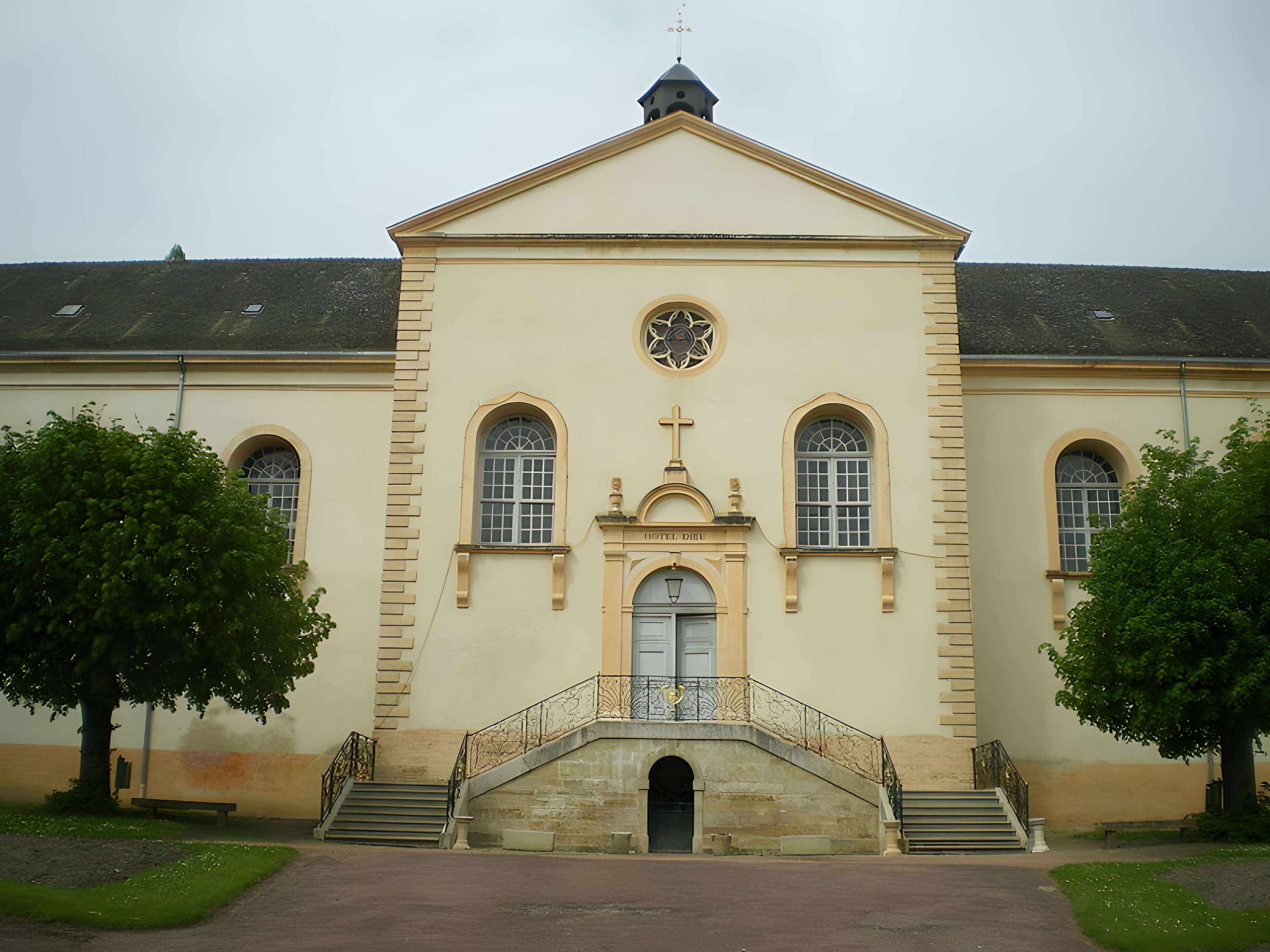 Hôpital-hospice de Cluny
