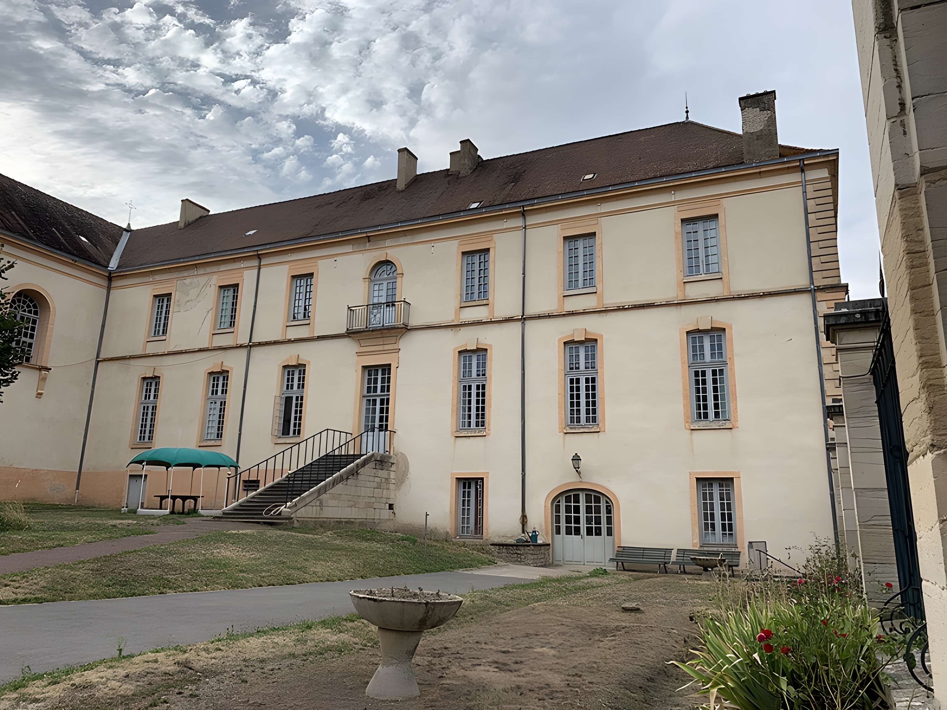 Hôpital-hospice de Cluny