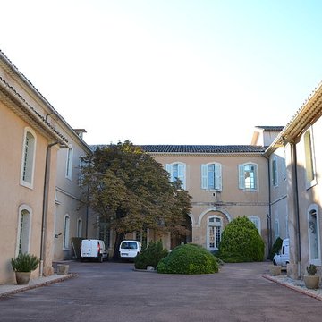 Hôpital-hospice de LIsle-sur-la-Sorgue