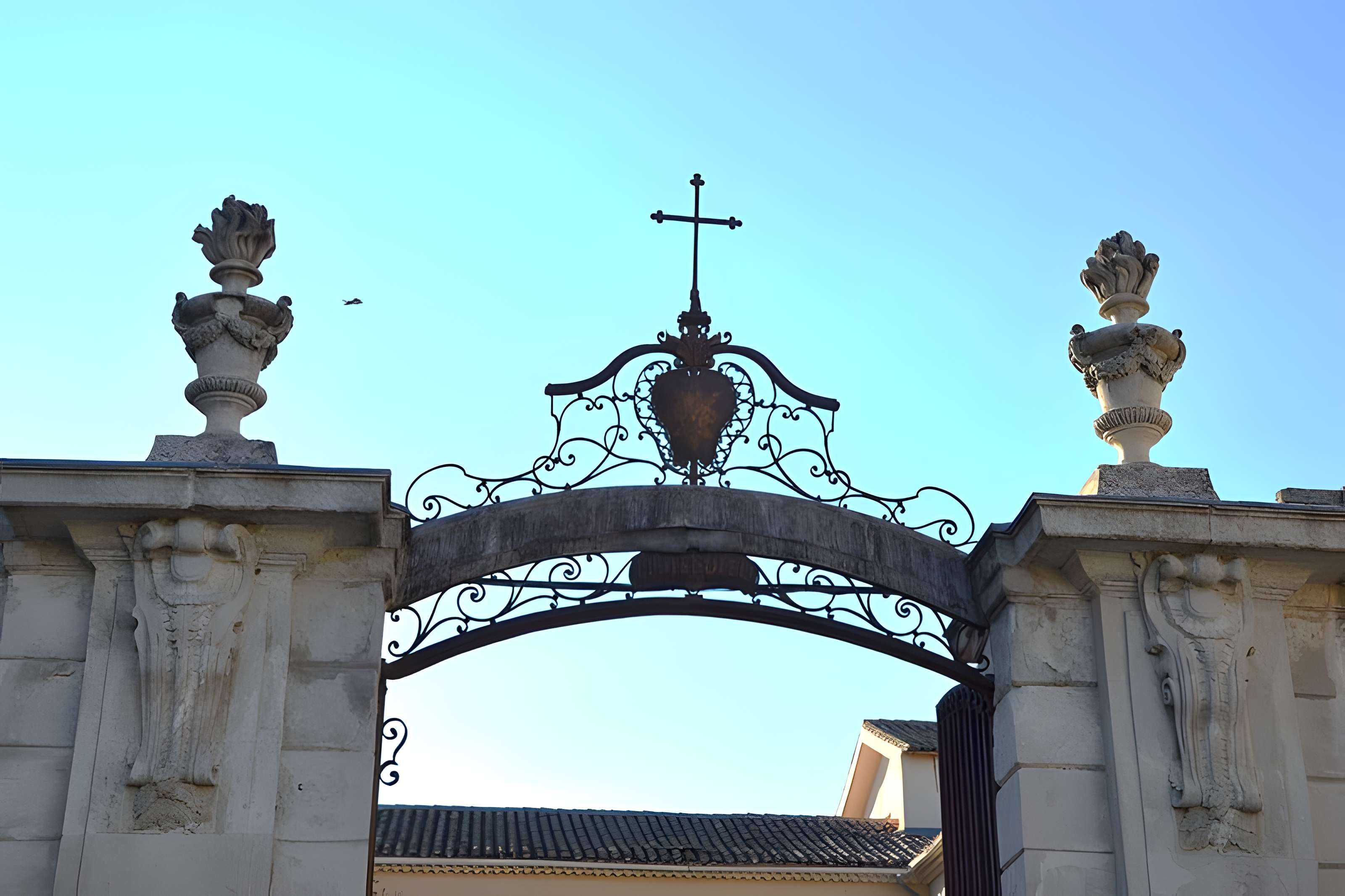 Hôpital-hospice de L'Isle-sur-la-Sorgue