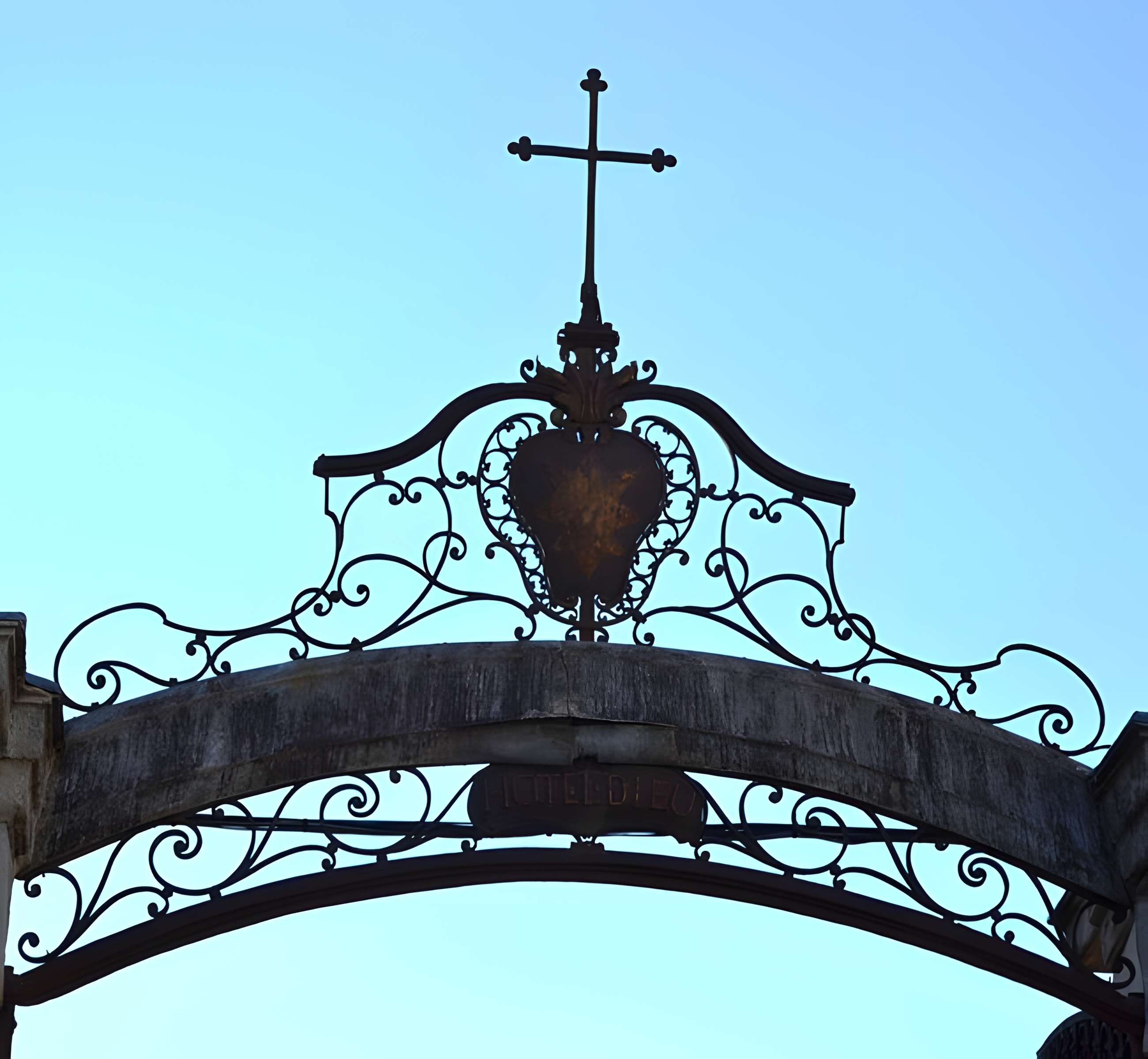 Hôpital-hospice de L'Isle-sur-la-Sorgue