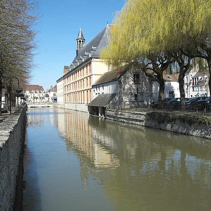 Photo de Hospice de Nemours