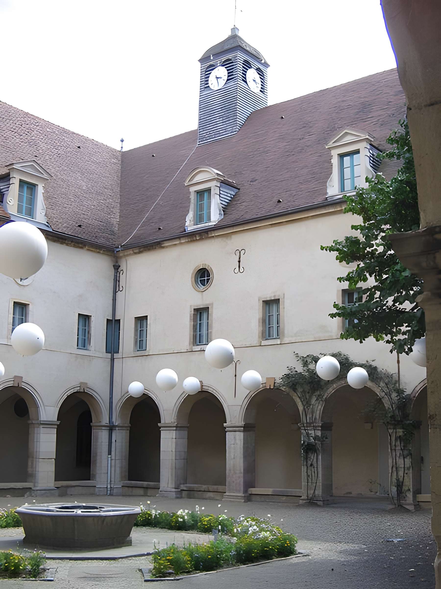 Hospice Sainte-Anne de Dijon 
