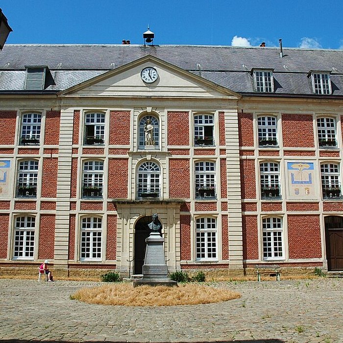 Photo de Hospice Saint-Jean de Hesdin