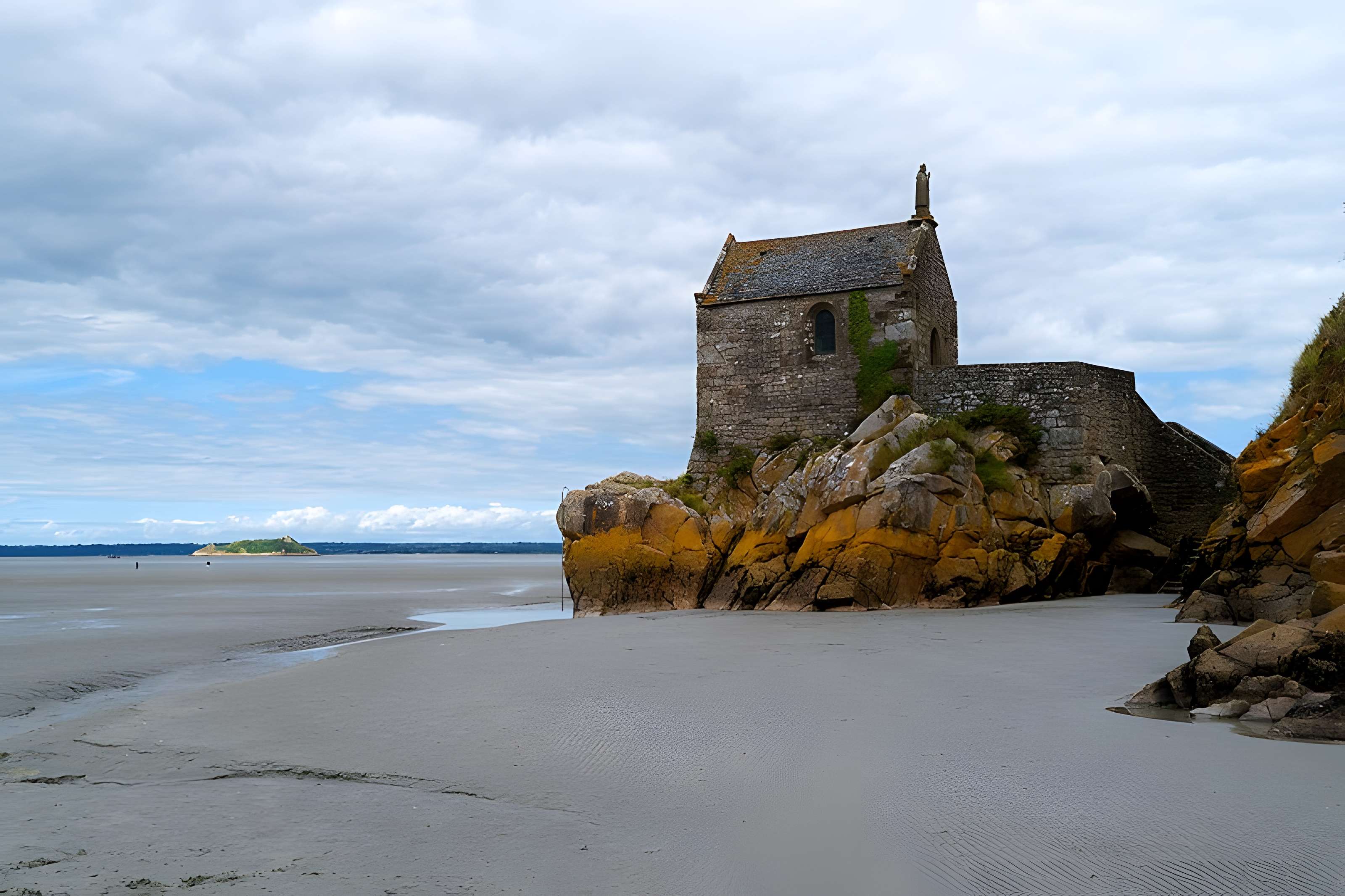 Chapelle Saint-Aubert du Mont-Saint-Michel
