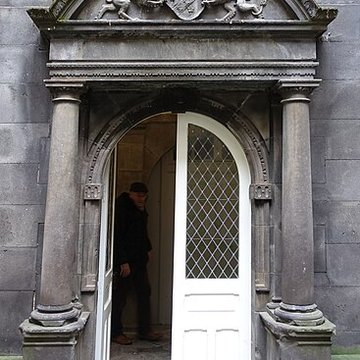 Hôtel Arnoux de Maison-Rouge à Riom