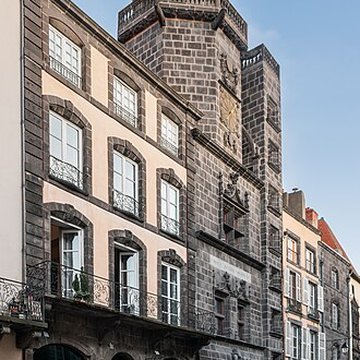 Hôtel Arnoux de Maison-Rouge à Riom