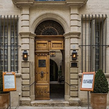 Hôtel Chambon de la Tour à Uzès