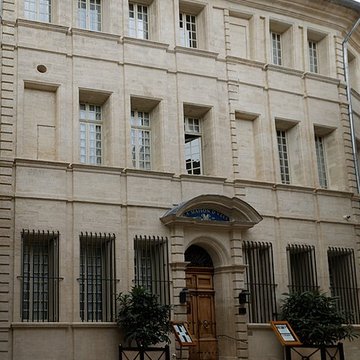 Hôtel Chambon de la Tour à Uzès