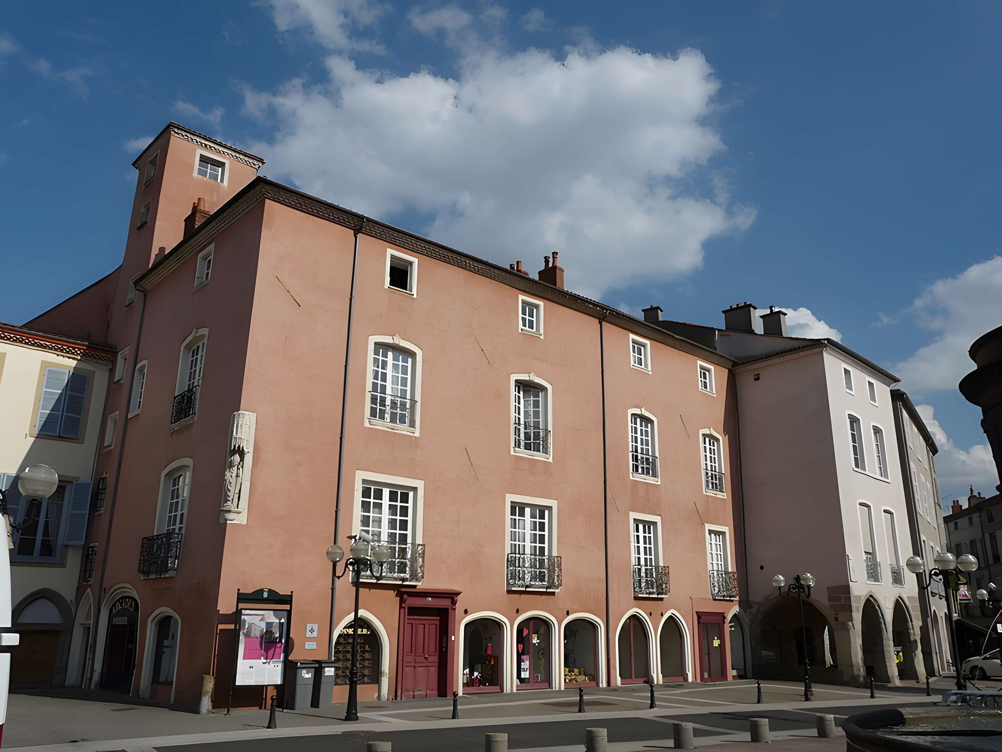 Hôtel Clément à Issoire