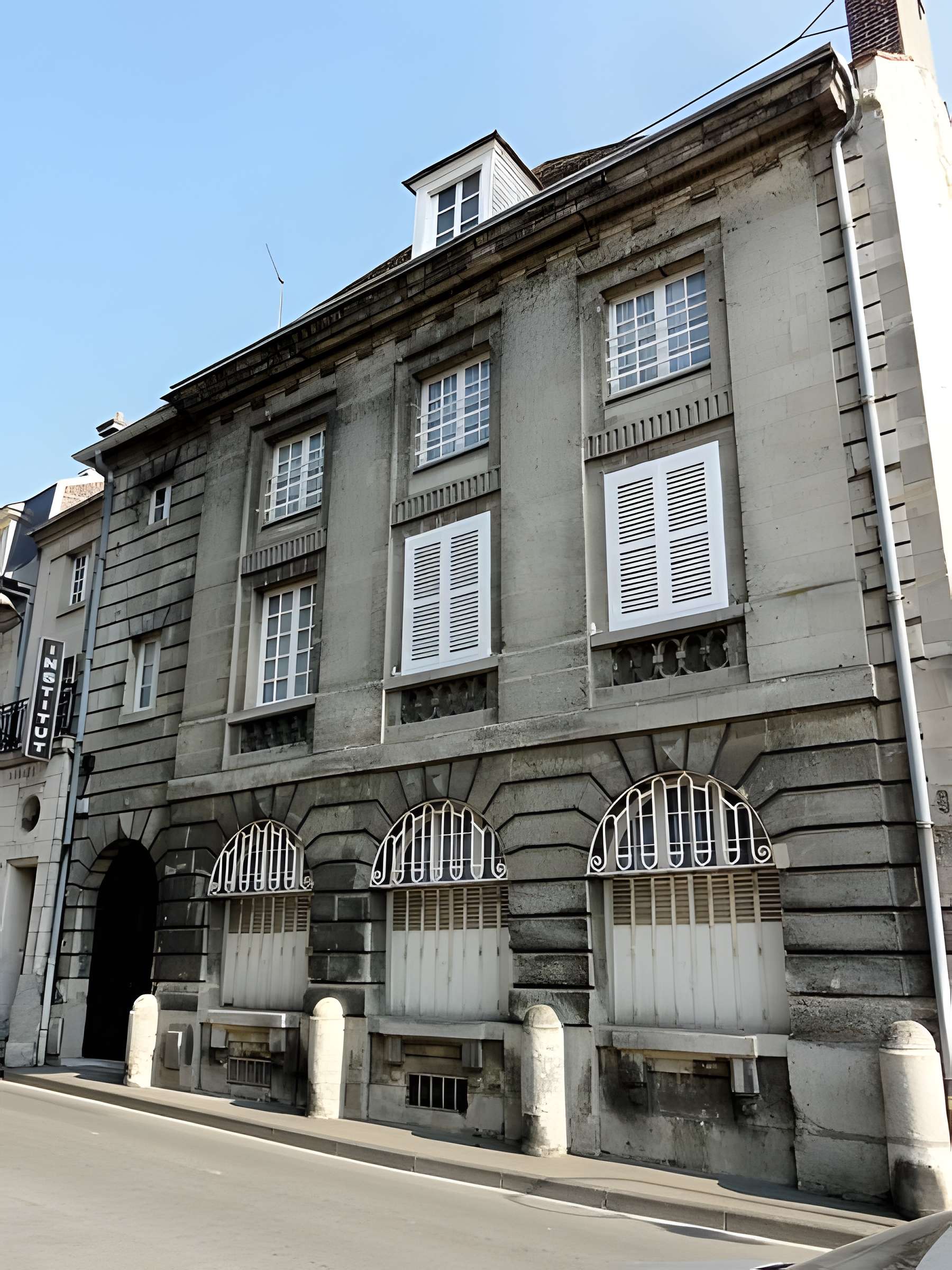 Hôtel d'Agincourt à Compiègne 
