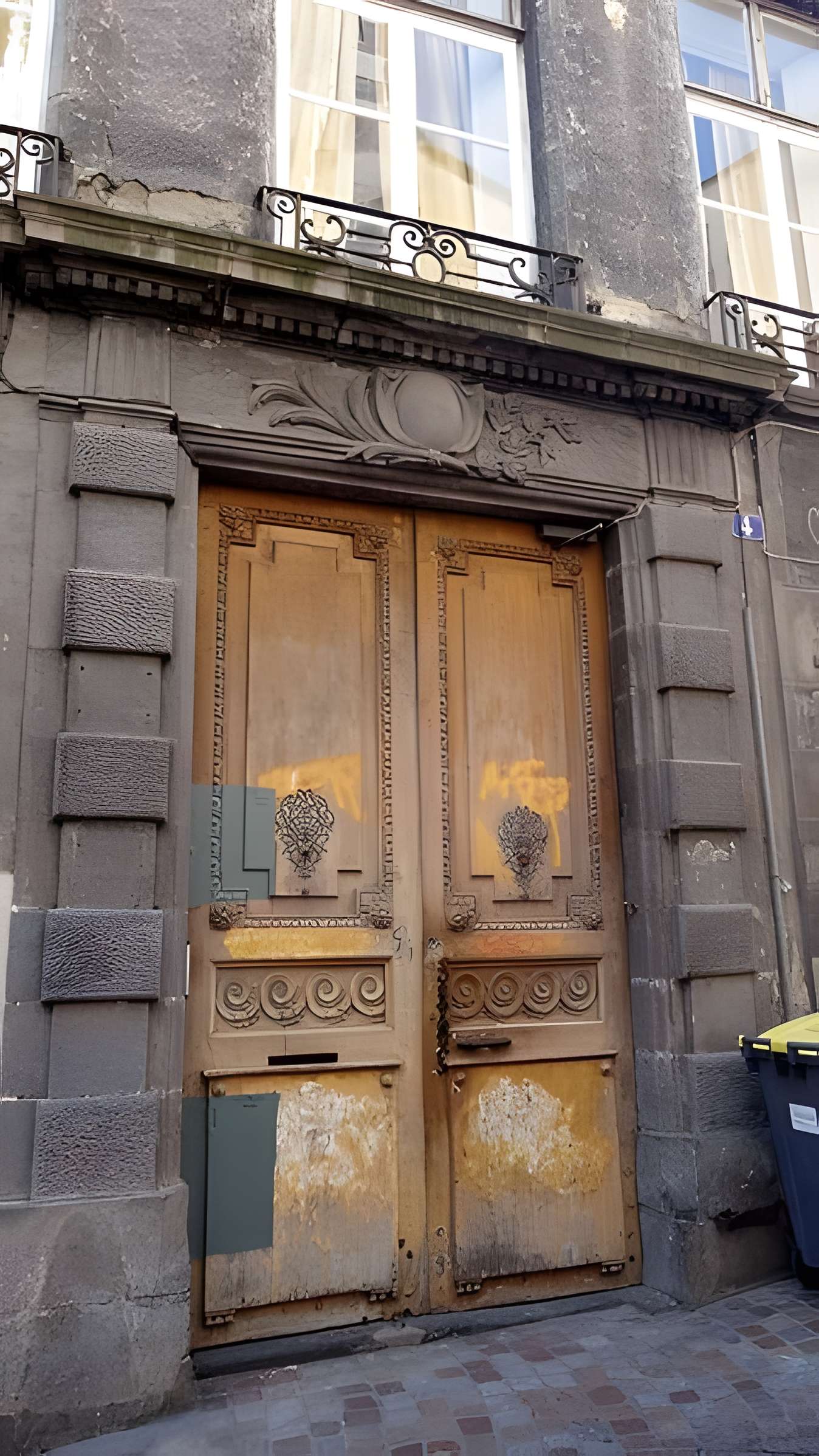 Hôtel Dauphin de Montrodeix à Clermont-Ferrand 