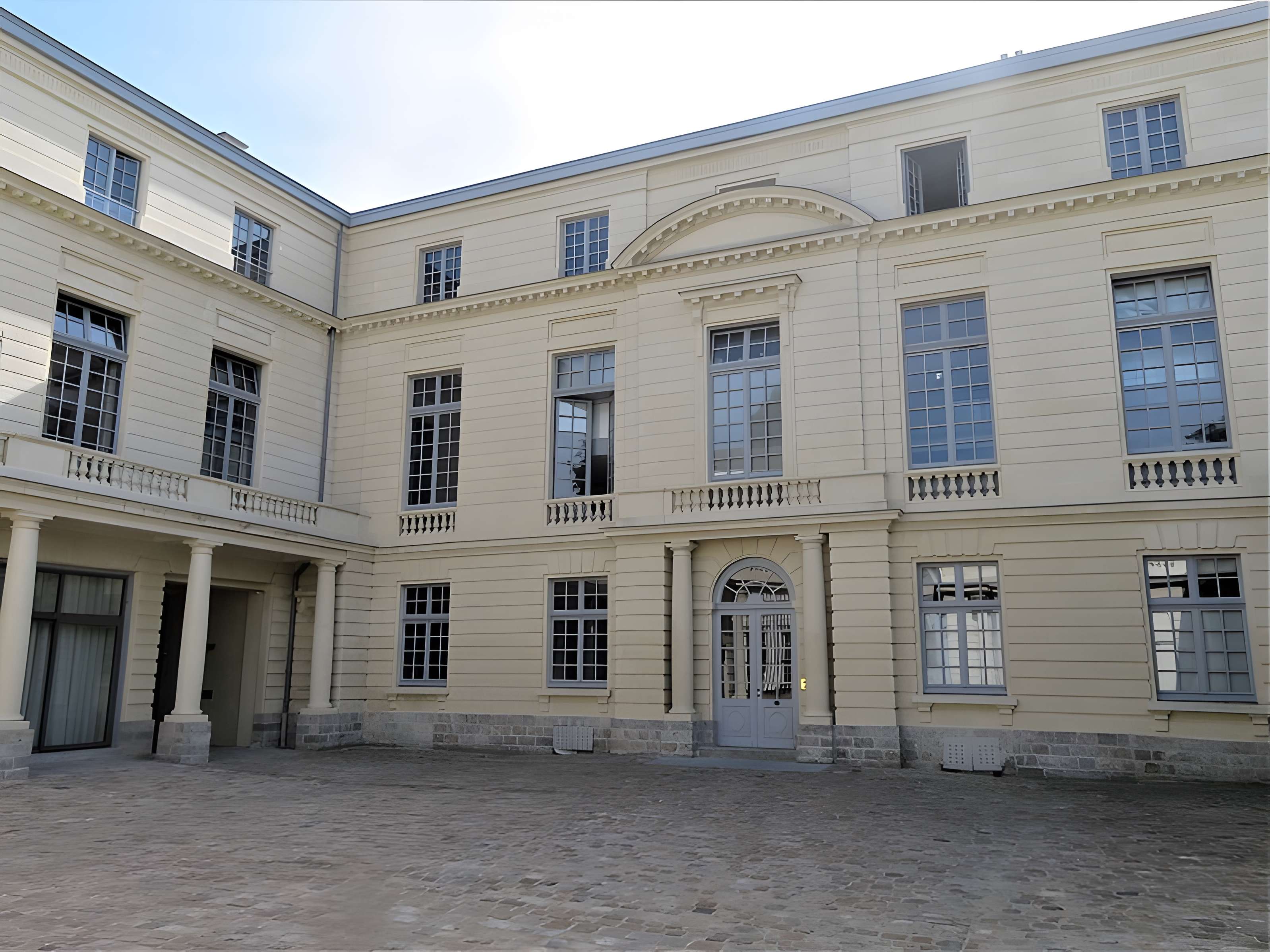 Hôtel d'Avelin (Hôtel du Rectorat)