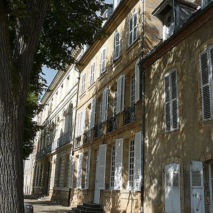 Photo de Hôtel de Ballore à Moulins