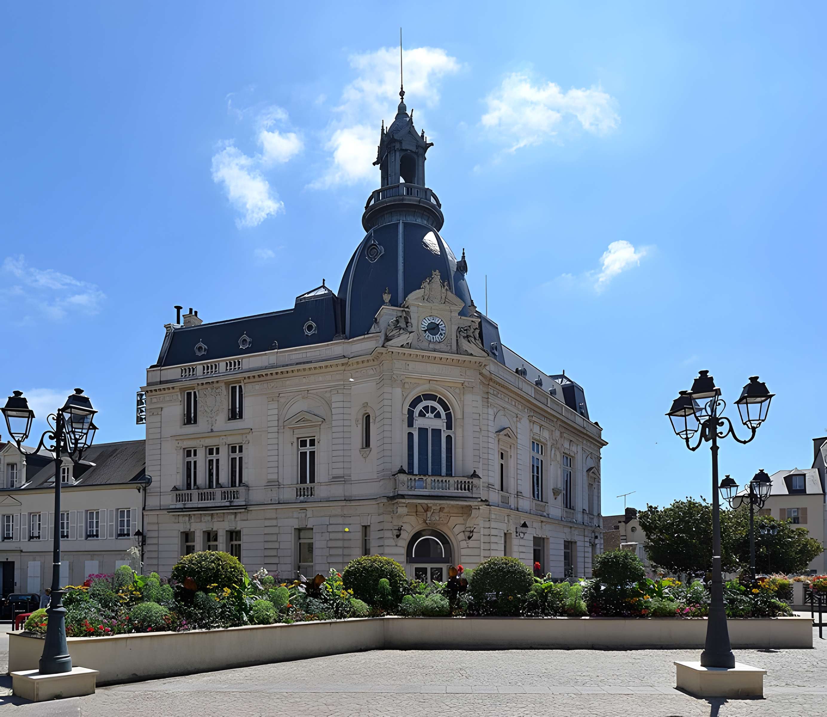 Hôtel de caisse d'épargne de Dreux
