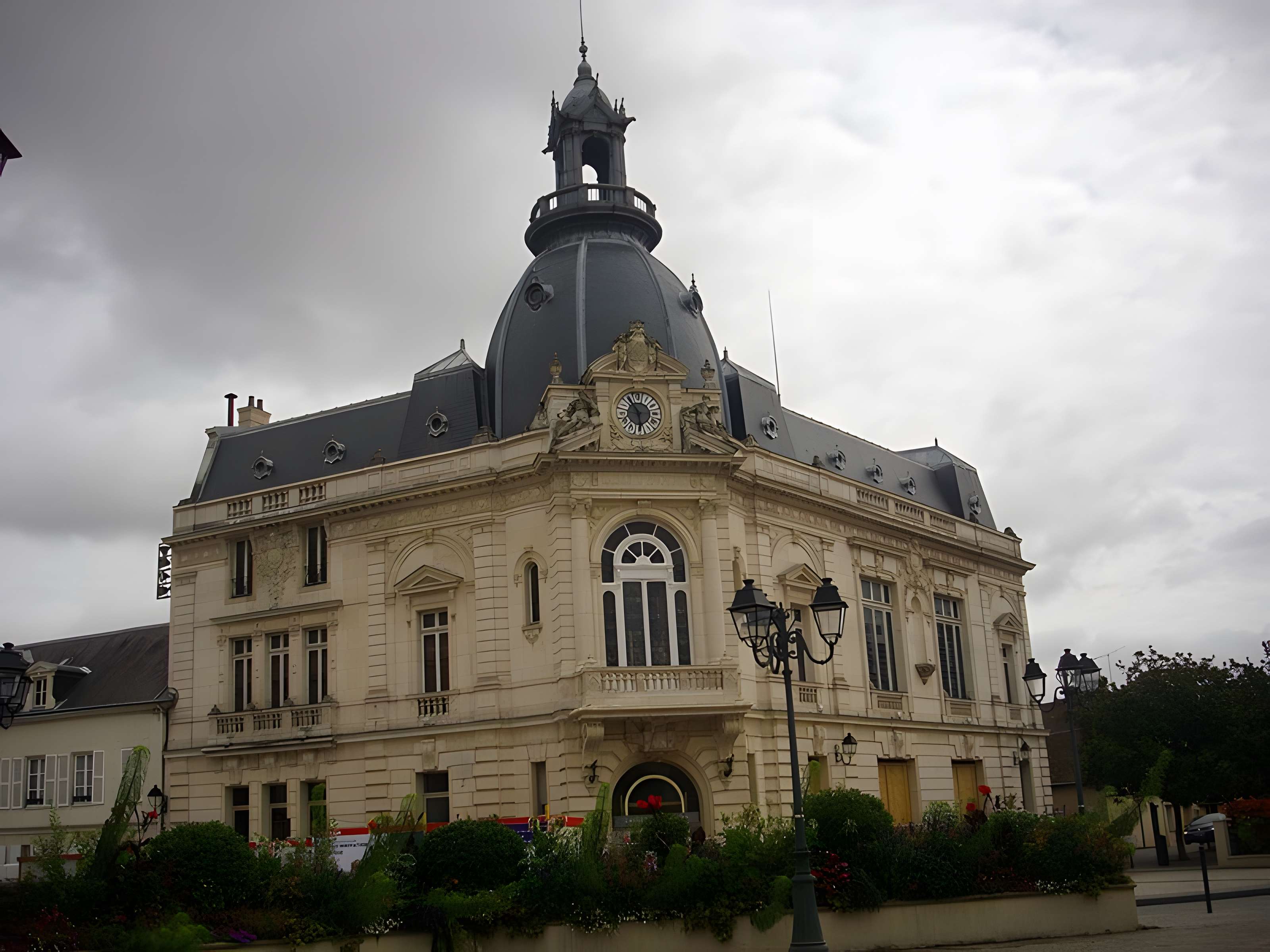 Hôtel de caisse d'épargne de Dreux
