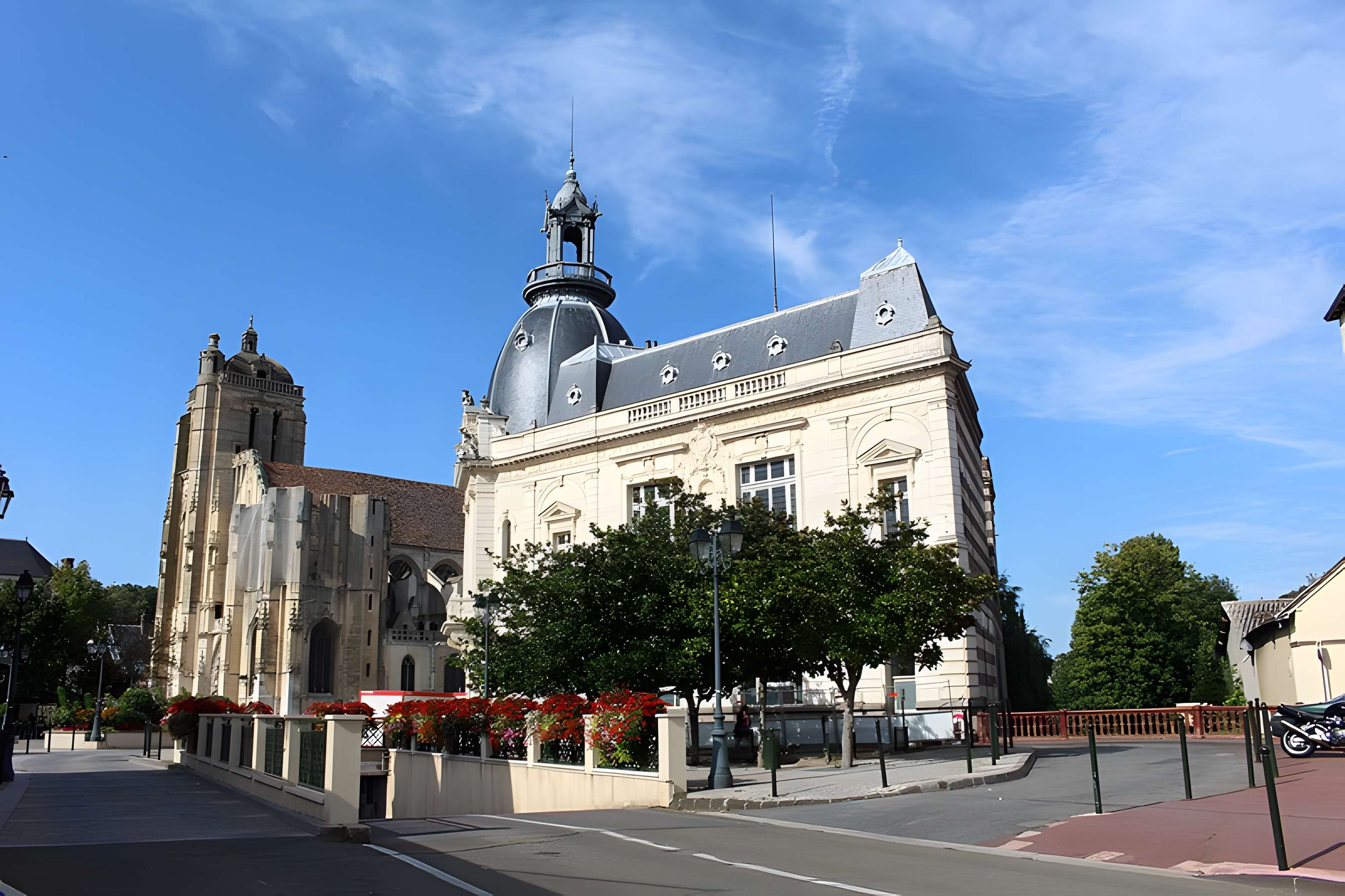Hôtel de caisse d'épargne de Dreux
