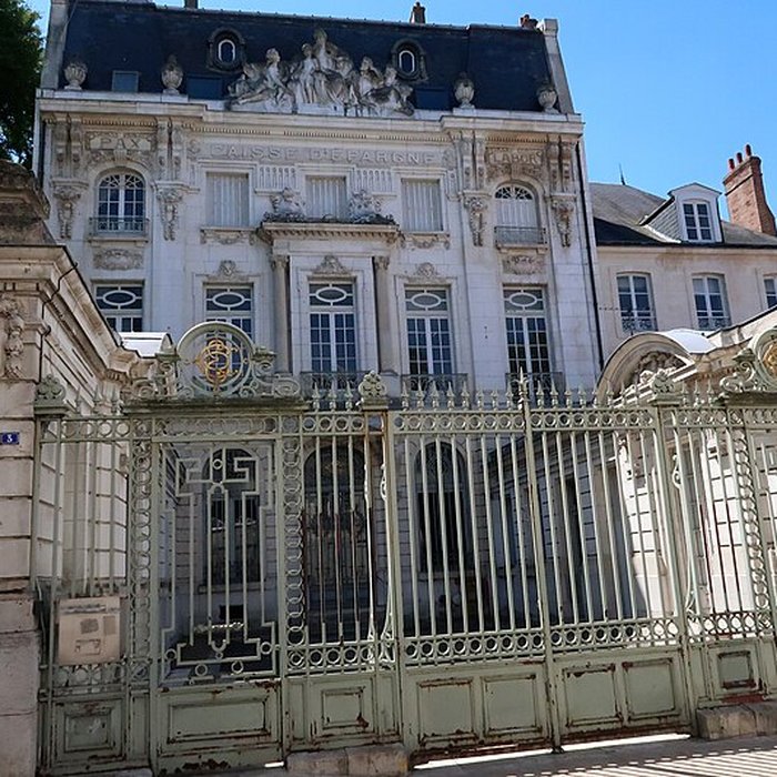 Photo de Hôtel de caisse dépargne dOrléans