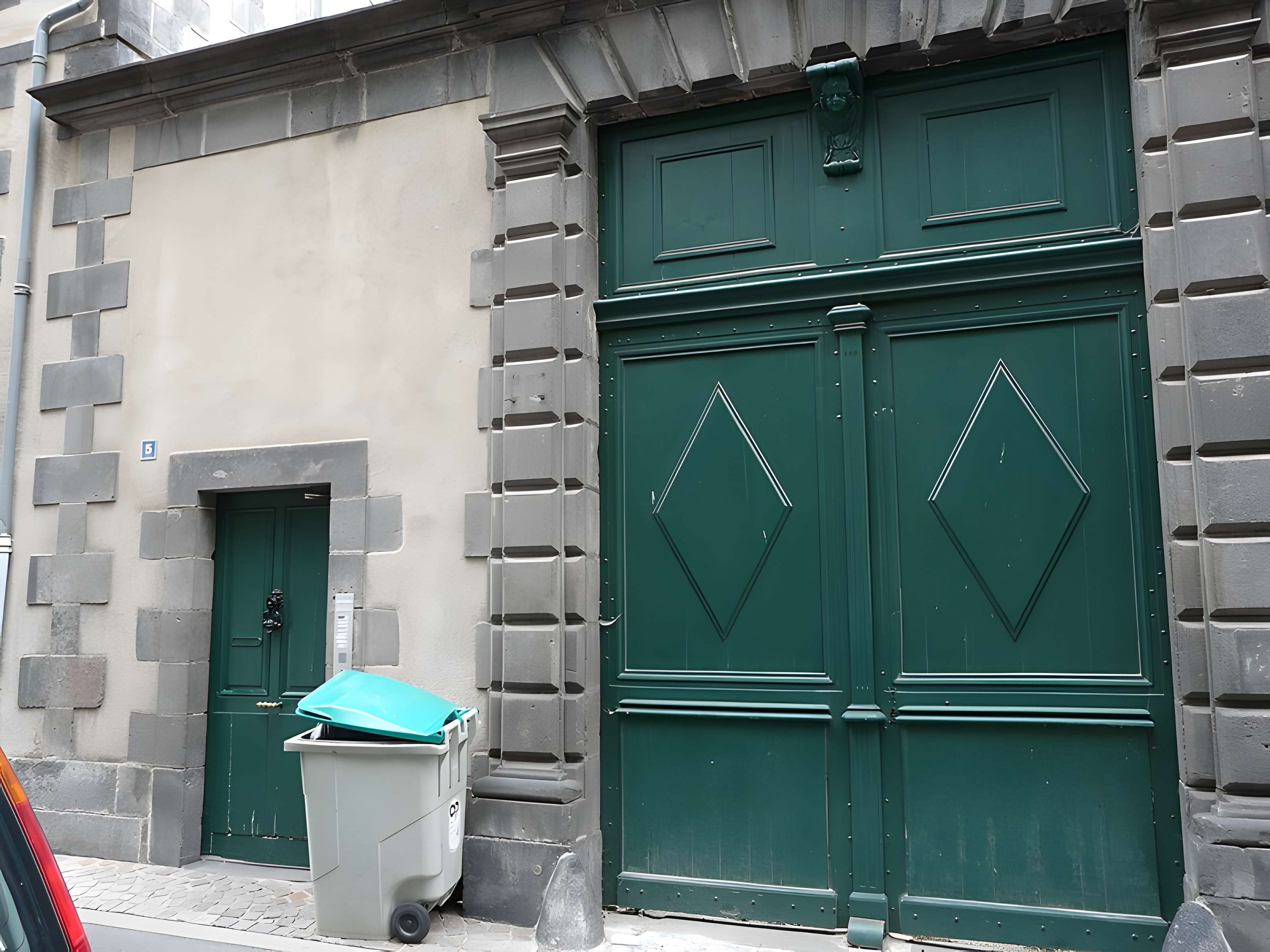 Hôtel de Chabrol-Tournoëlle à Riom