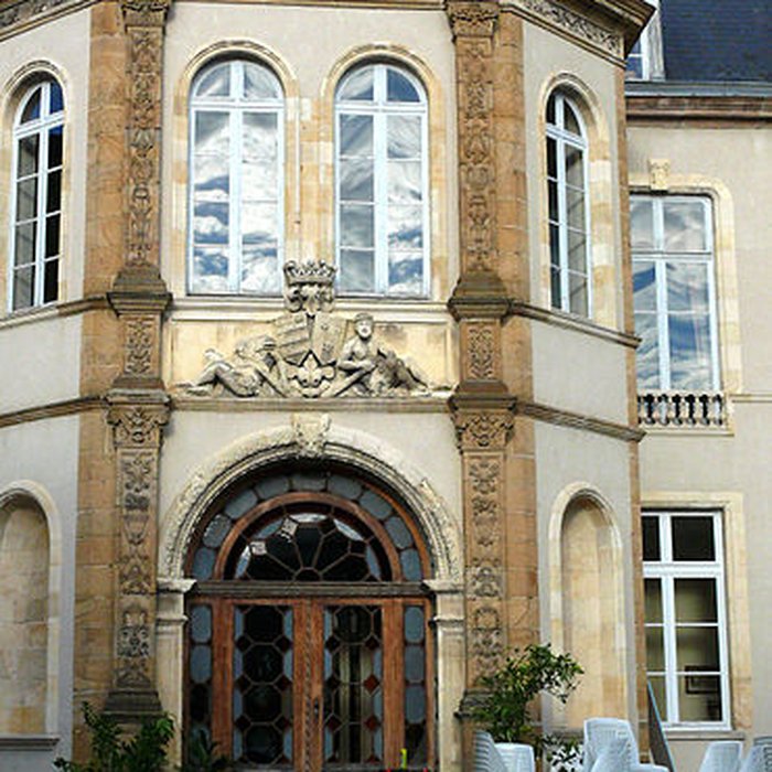 Photo de Hôtel de Chavagnac à Moulins
