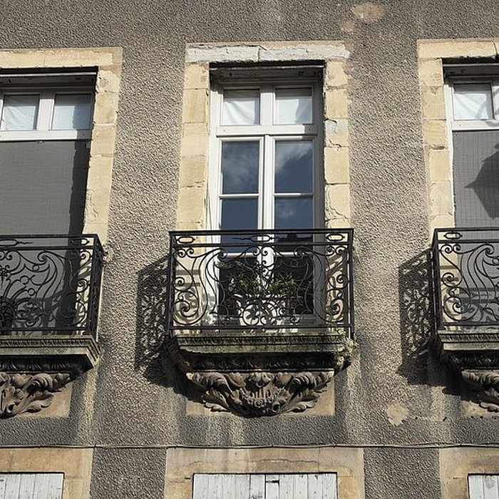 Photo de Hôtel de Chavagnac à Moulins