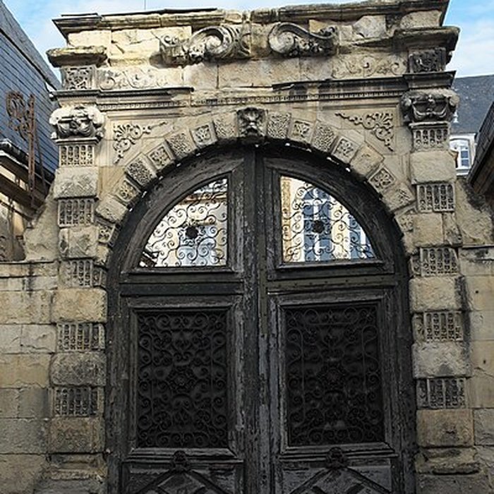 Photo de Hôtel de Chavagnac à Moulins