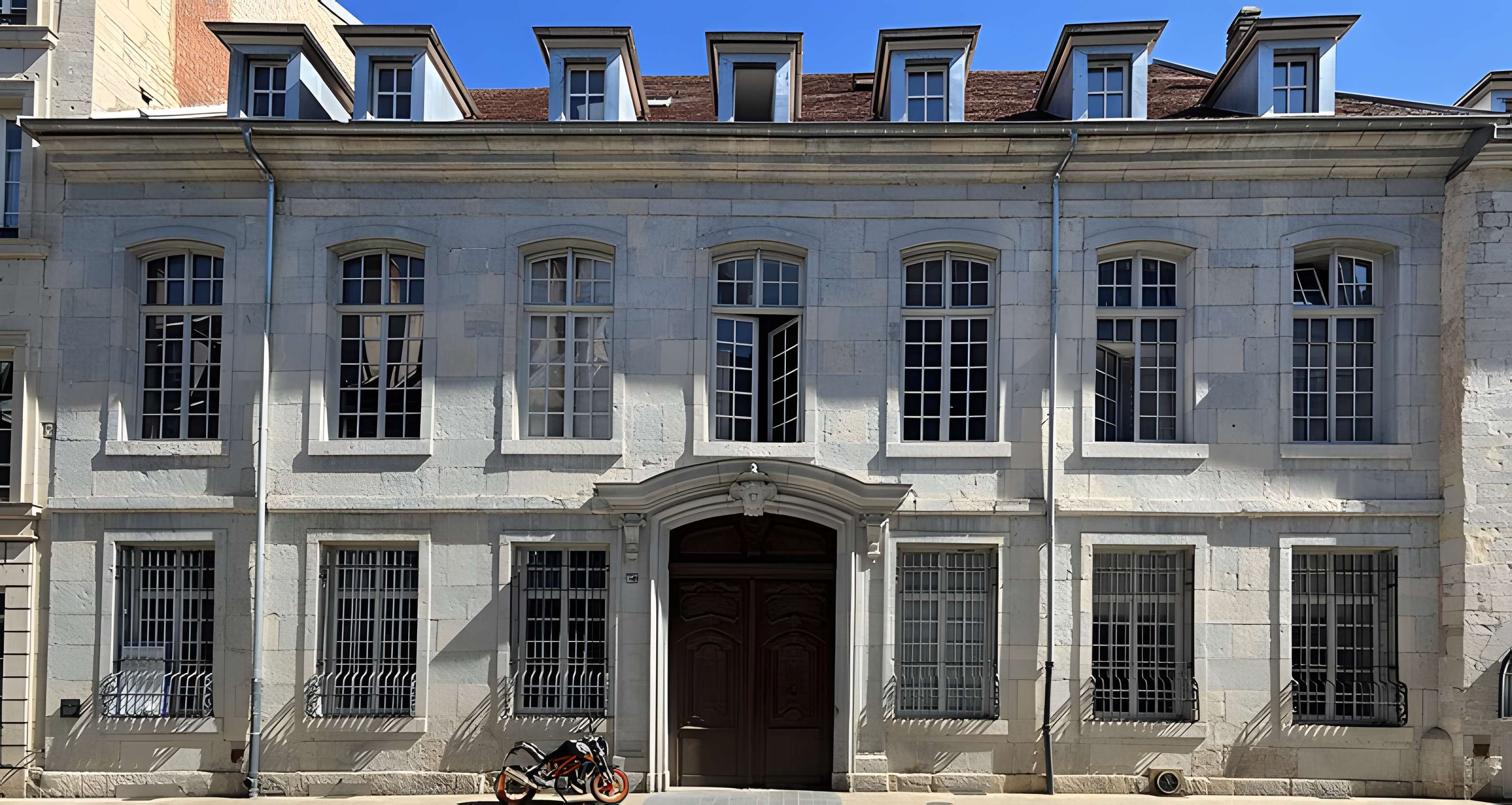 Hôtel de Clermont à Besançon