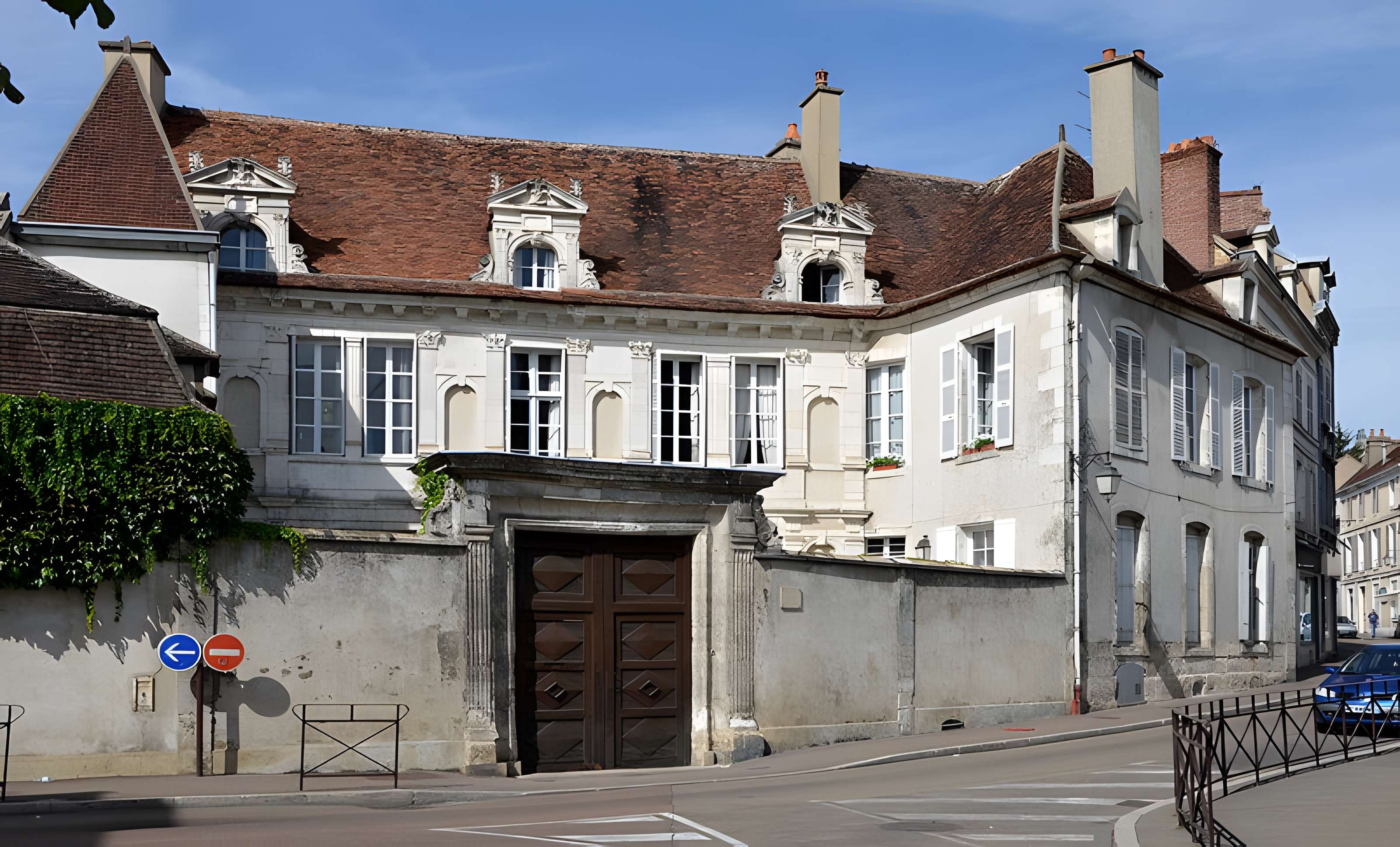 Hôtel de Crôle à Auxerre 