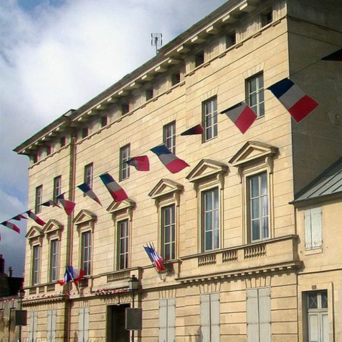 Photo de Hôtel de Crosne à Magny-en-Vexin