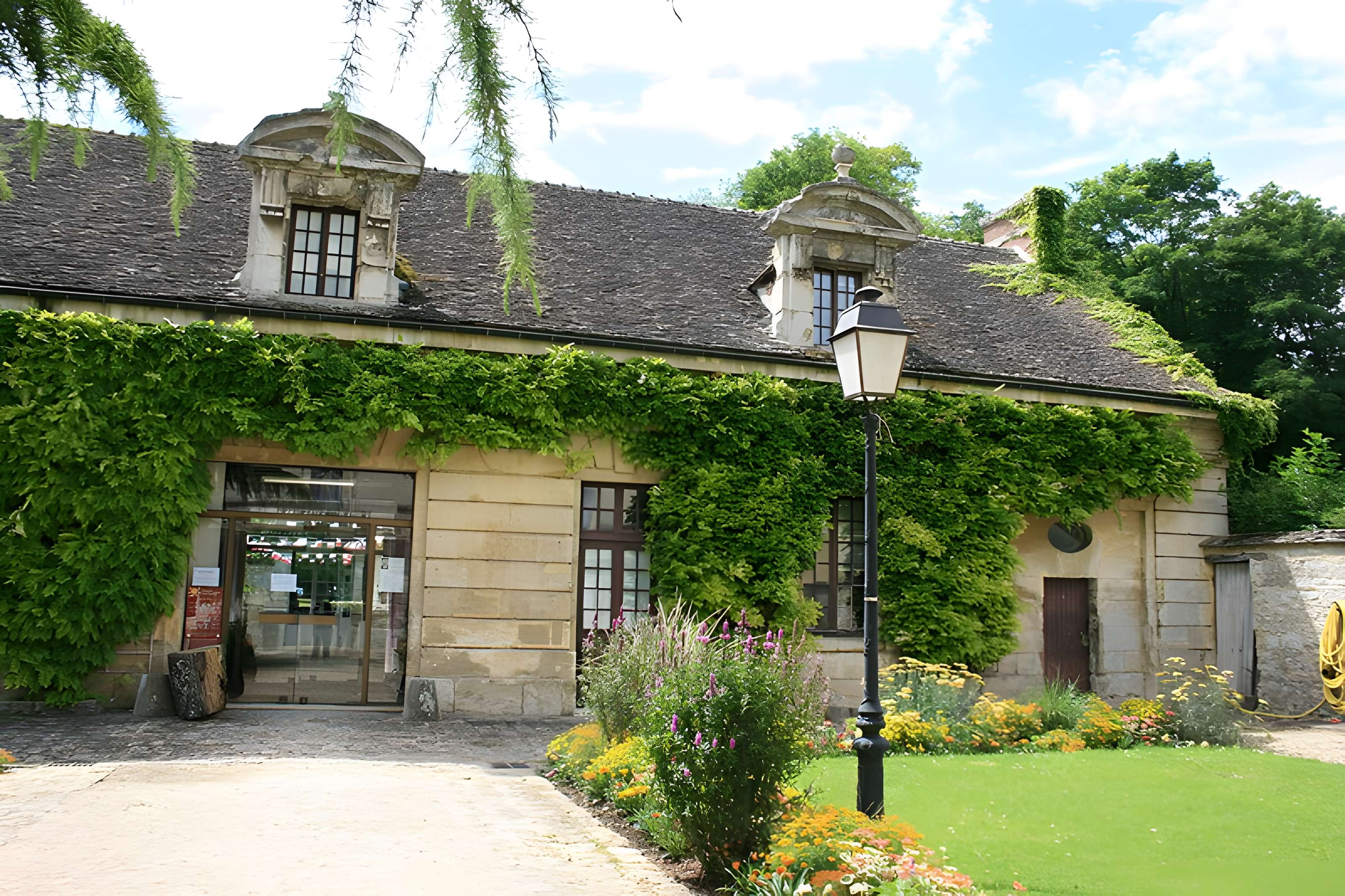Hôtel de Crosne à Magny-en-Vexin